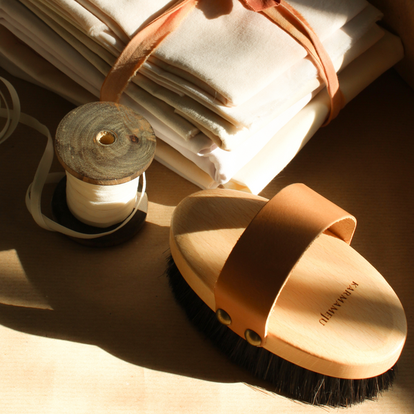 RECHARGE ionische Körperbürste